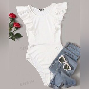 SHEIN Clasi Solid Ruffled Cheeky-Cut Bodysuit